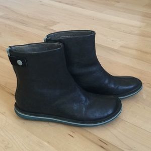 Camper boots